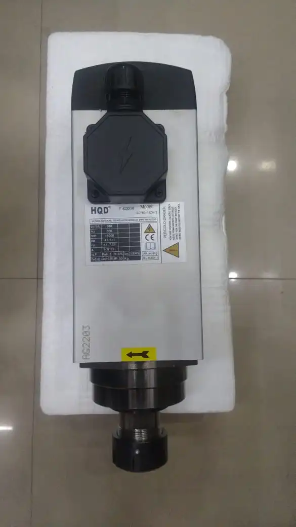 4.5KW Spindle Motor, Square Air Cooled ER32